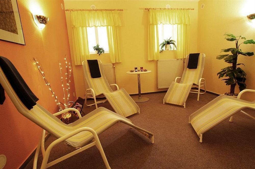 Hotel Duenenschloss Mit Private Spa Zinnowitz Exteriör bild