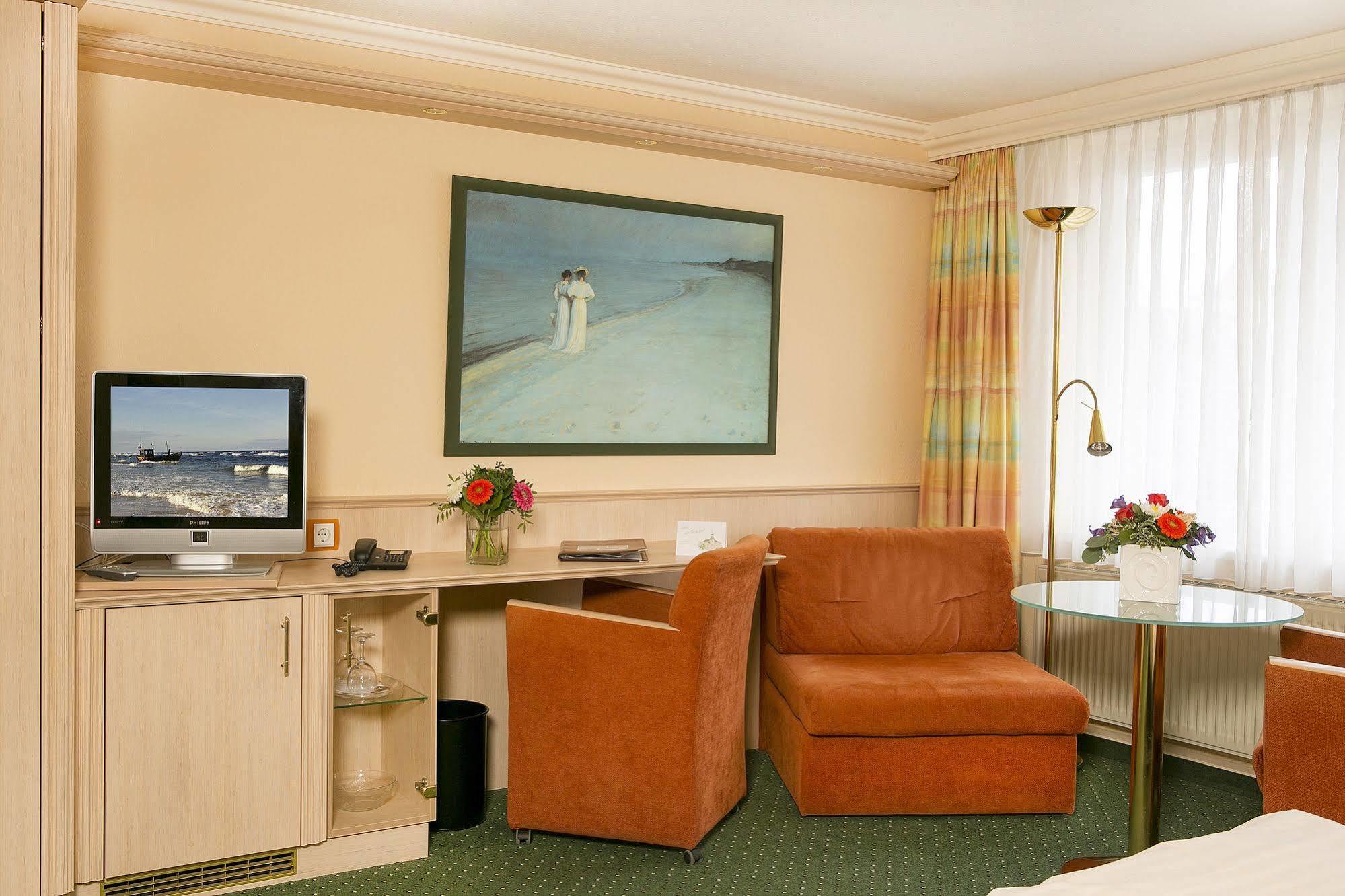 Hotel Duenenschloss Mit Private Spa Zinnowitz Exteriör bild